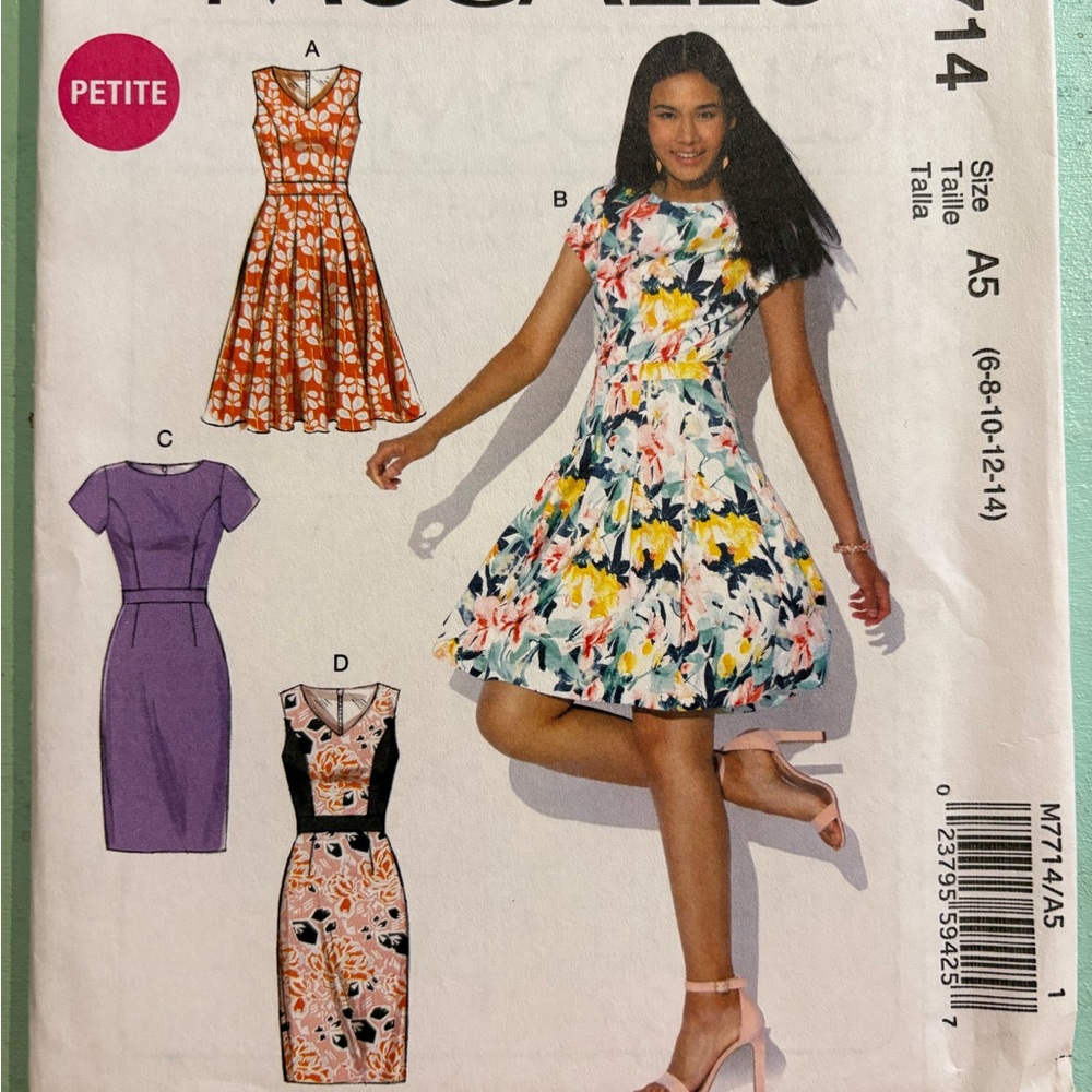 M7714 Misses Petite Dresses Sewing Patterns